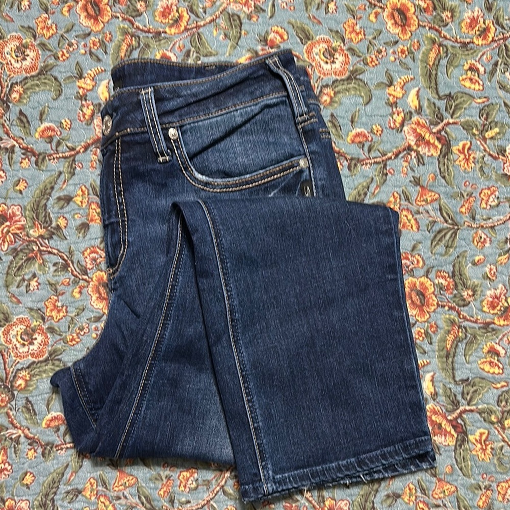 Silver Suki straight Crop dark wash jeans